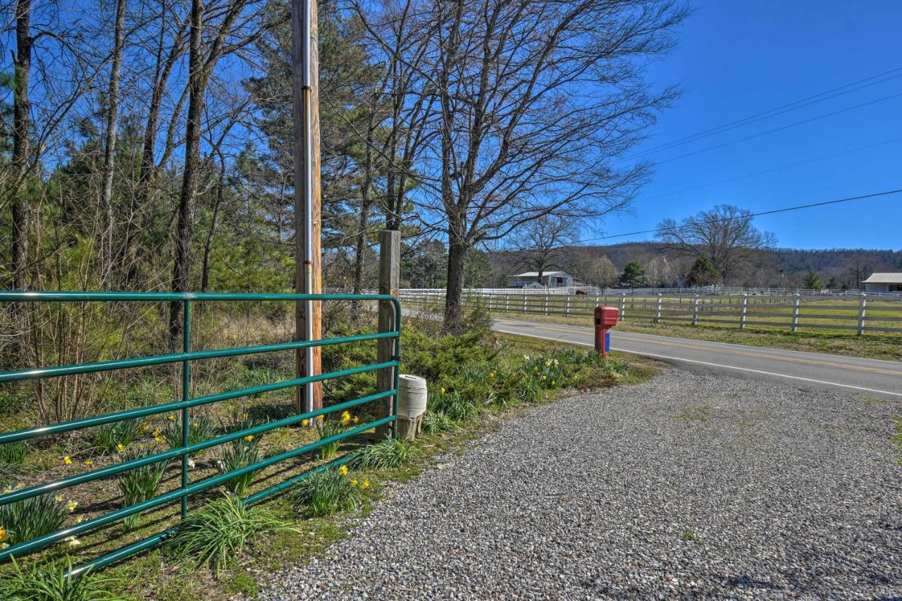 Luxury Pearcy Cabin With 5 Private Acres And Hot Tub! 外观 照片